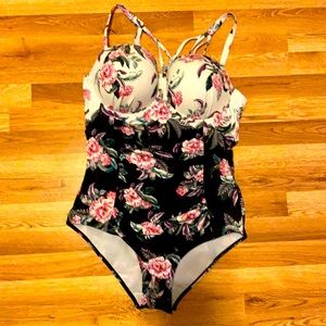 Torrid Strappy Back Floral One Piece Size 2D